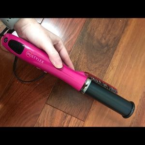 Pink InStyler